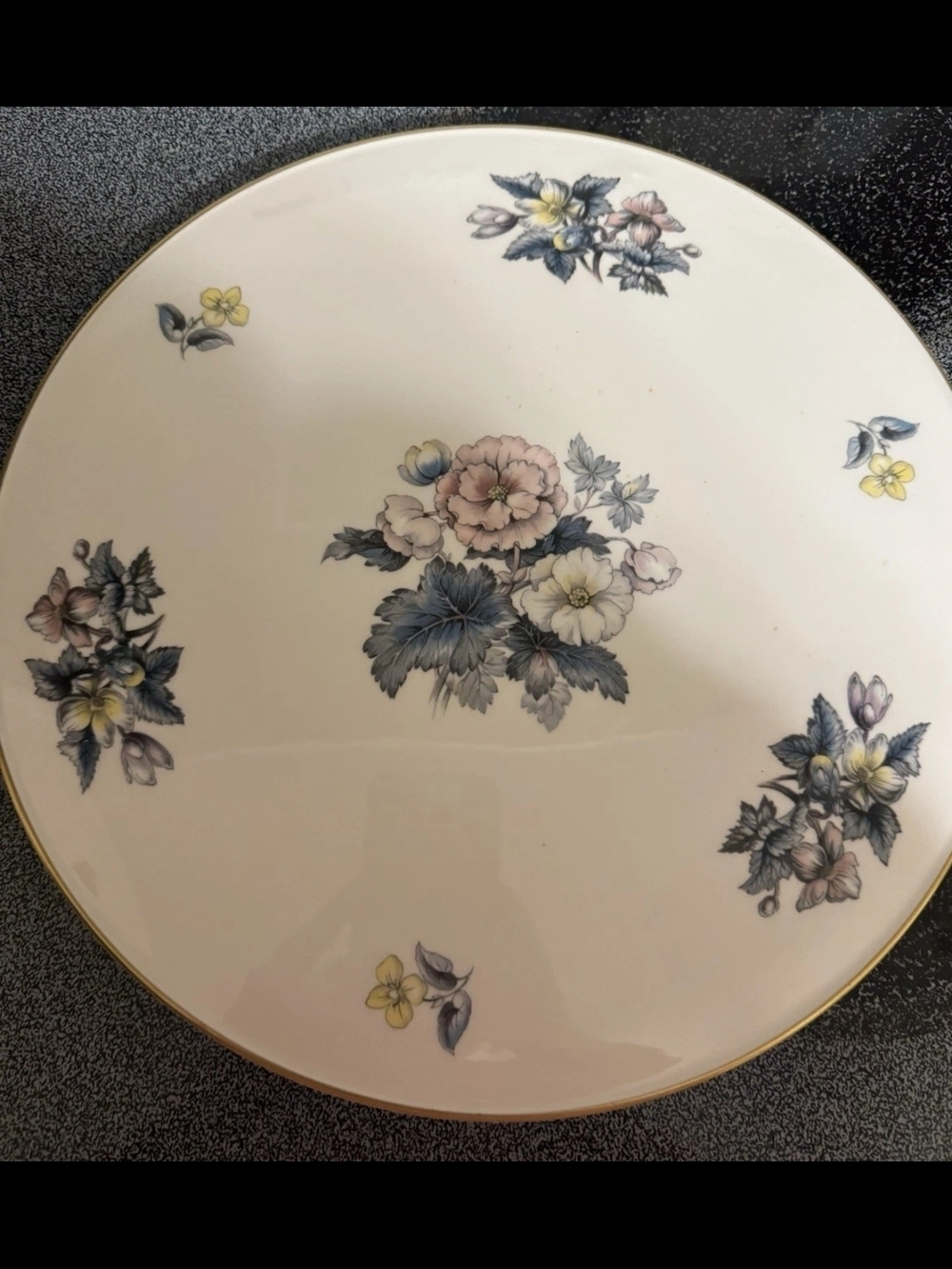 Royal Worcester Cream Dinner Plate with Pastel Floral Bouquet and Gold Trim